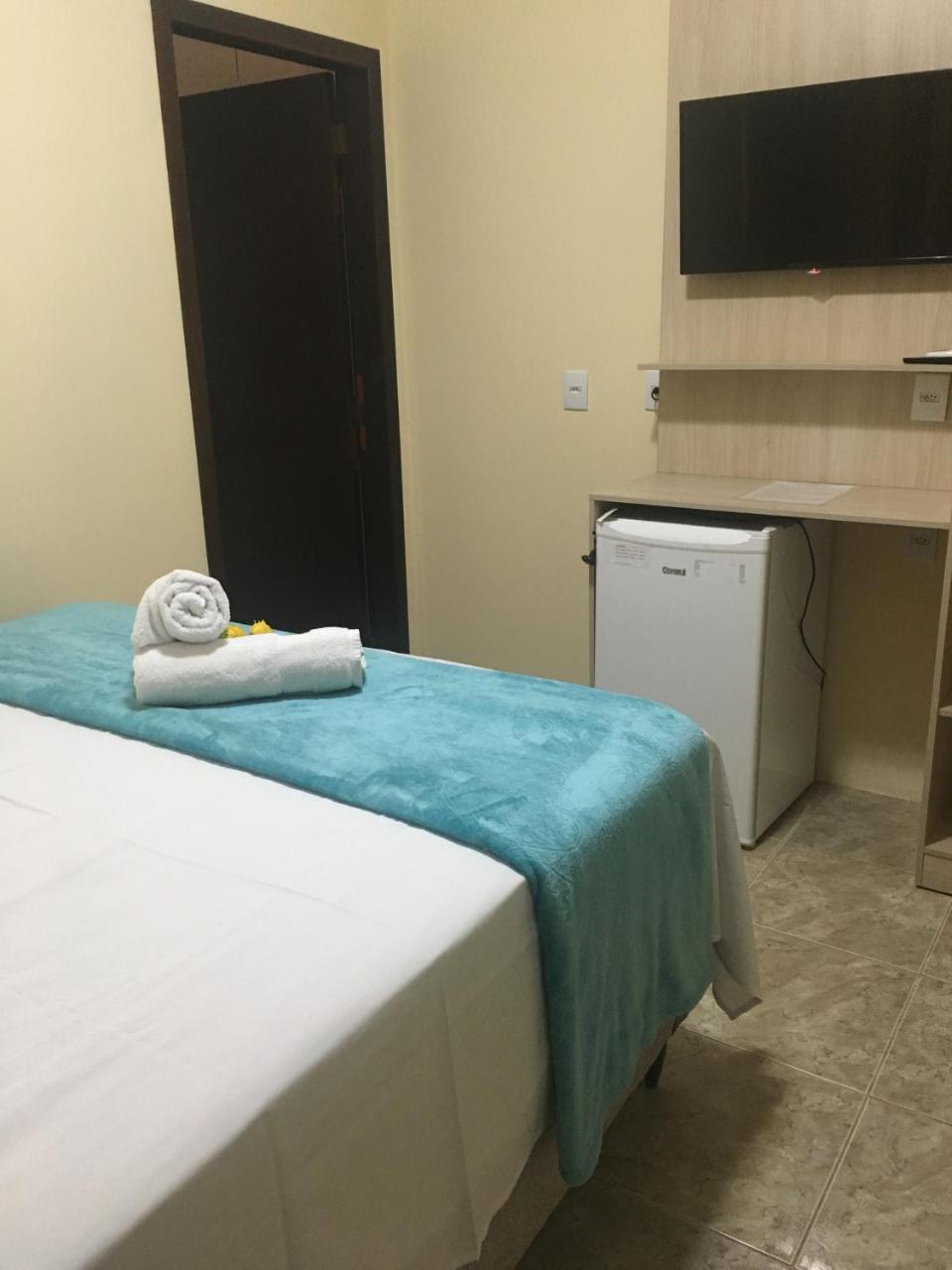 Pousada Vila Regina 佩尼亚 外观 照片